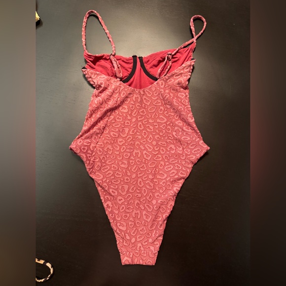 Onia one piece, underwire cup bathing suit. Rose/mauve leopard print. - Picture 4 of 4